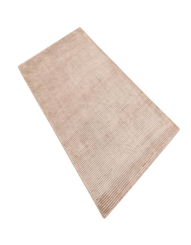 Detail image of  2' 7 x 5'  Hand Knotted Darya Wool Rug