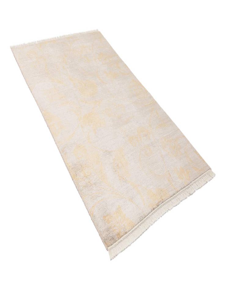 Detail image of  5' 3 x 7' 7  Hand Knotted Darya Wool Rug