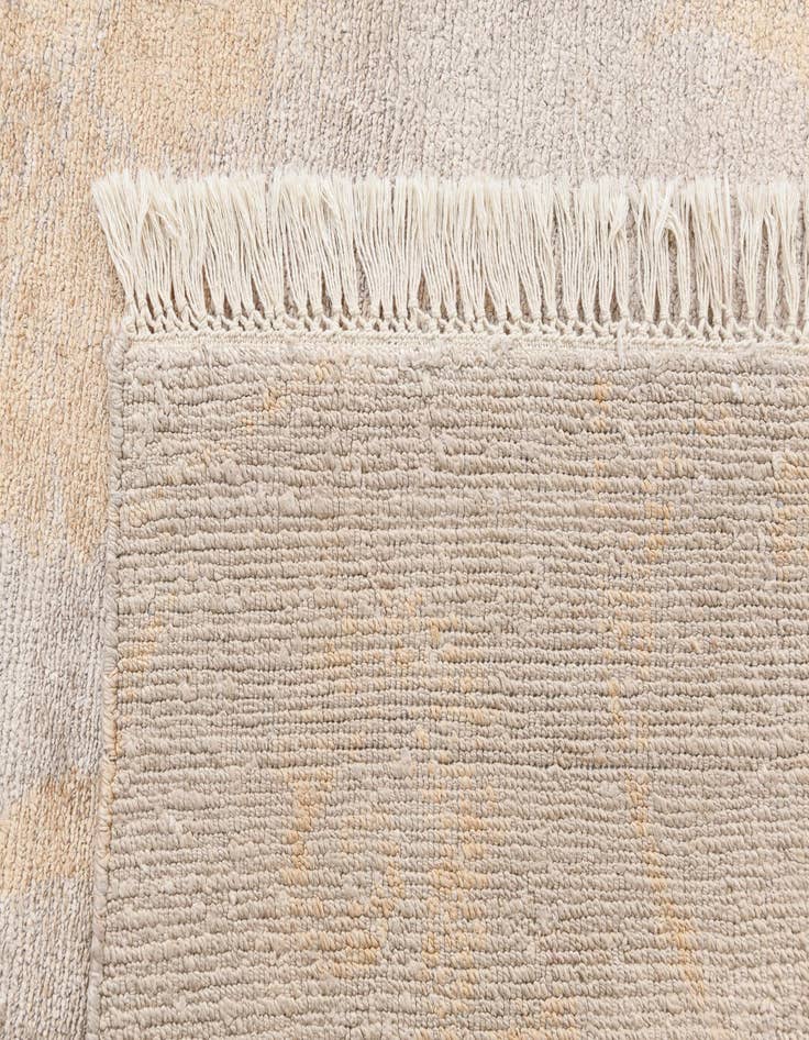 Detail image of  5' 3 x 7' 7  Hand Knotted Darya Wool Rug