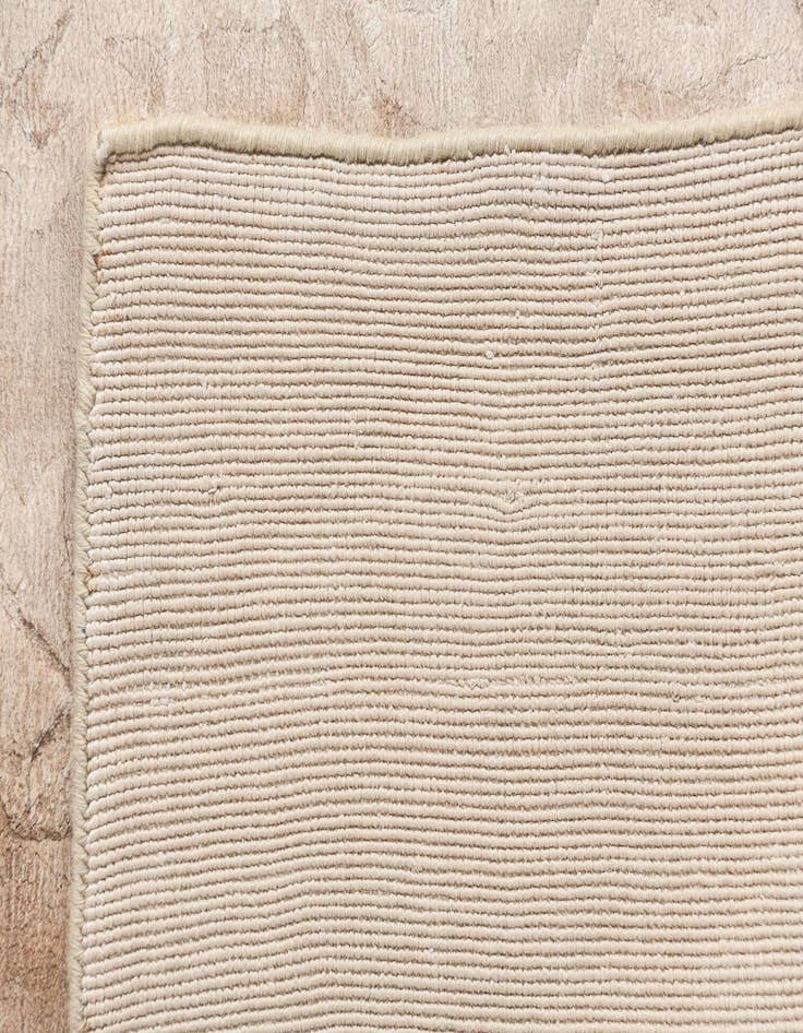 Detail image of  5' 7 x 7' 10 Darya Rug