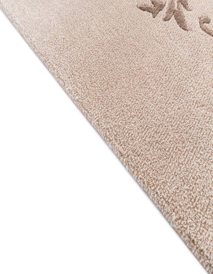 Detail image of  4' 11 x 6' 6 Darya Rug