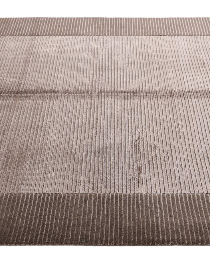 Detail image of  4' 10 x 6' 8  Hand Knotted Darya Wool Rug