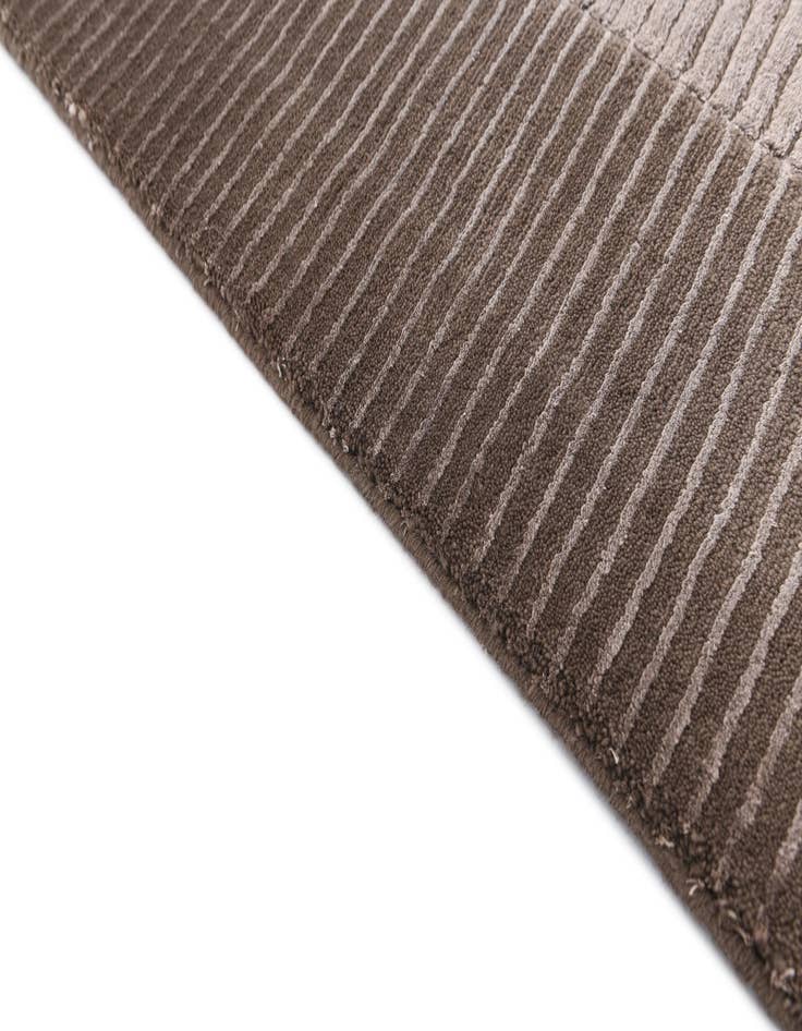 Detail image of  4' 10 x 6' 8  Hand Knotted Darya Wool Rug