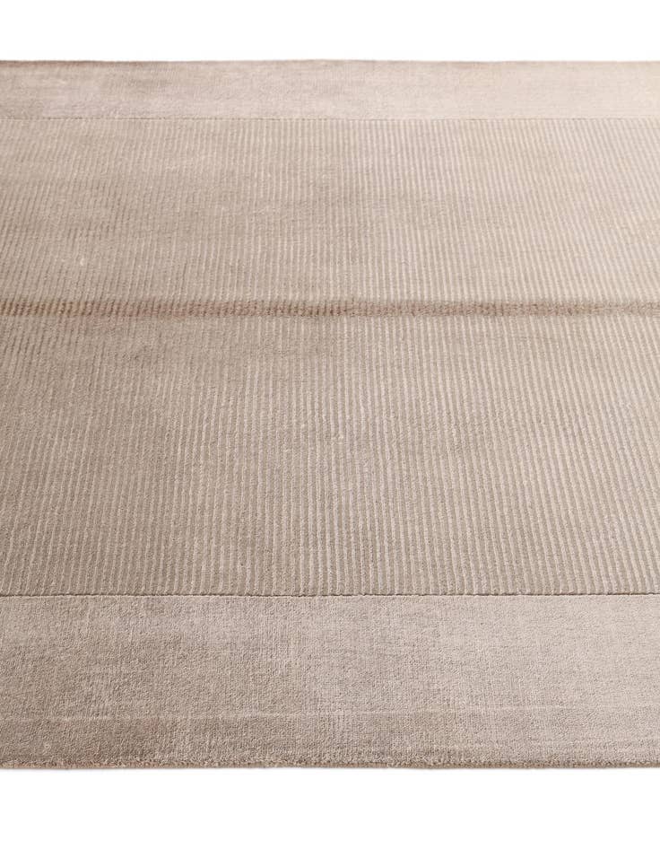 Detail image of  4' 10 x 6' 9  Hand Knotted Darya Wool Rug