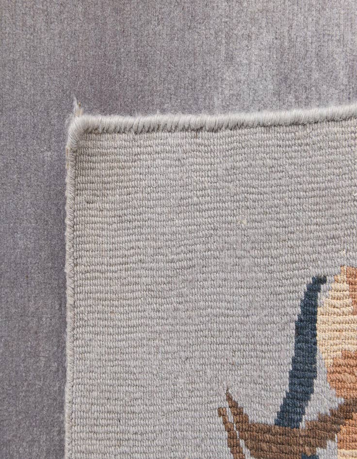 Detail image of  5' 3 x 6' 8 Darya Rug