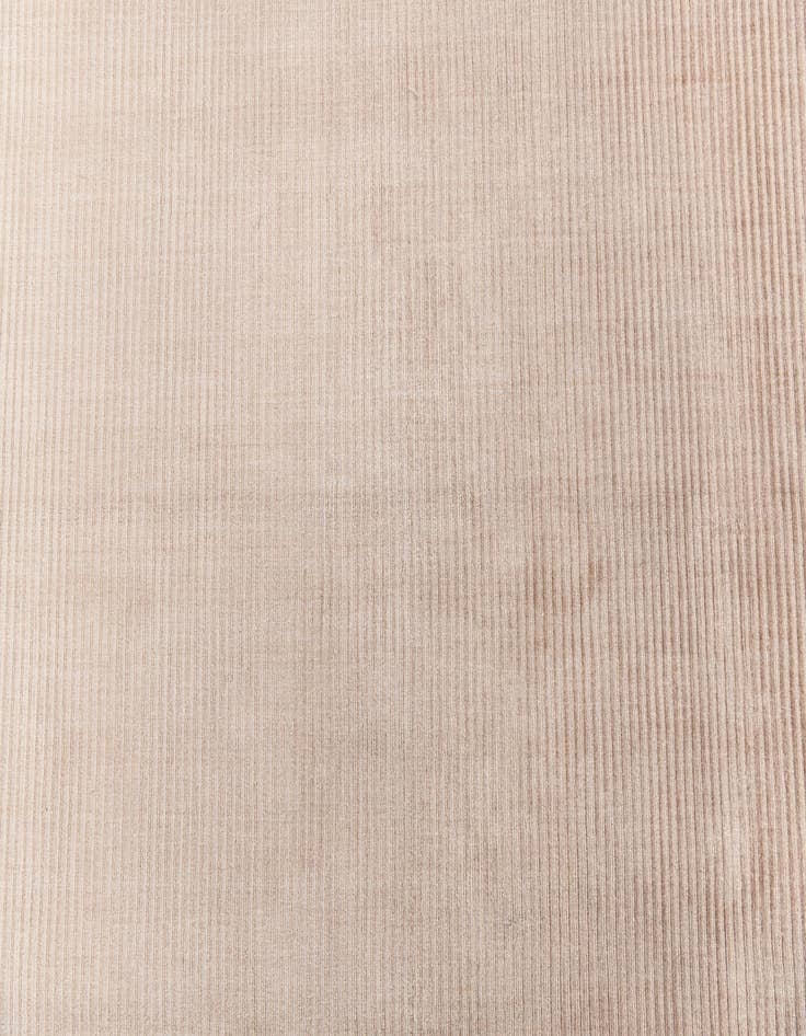 Detail image of  6' 6 x 9' 10  Hand Knotted Darya Wool Rug