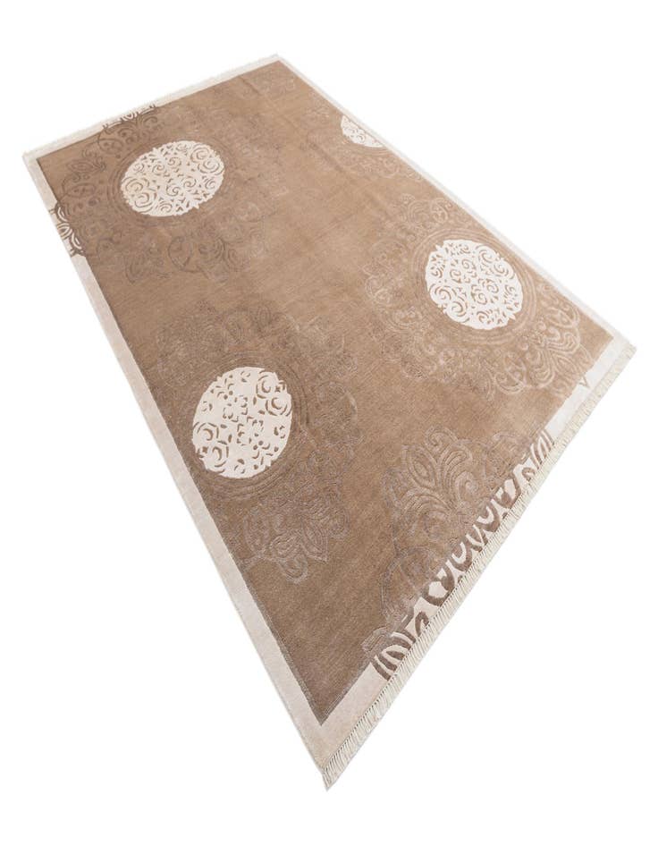 Detail image of  6' 9 x 10'  Hand Knotted Darya Wool Rug