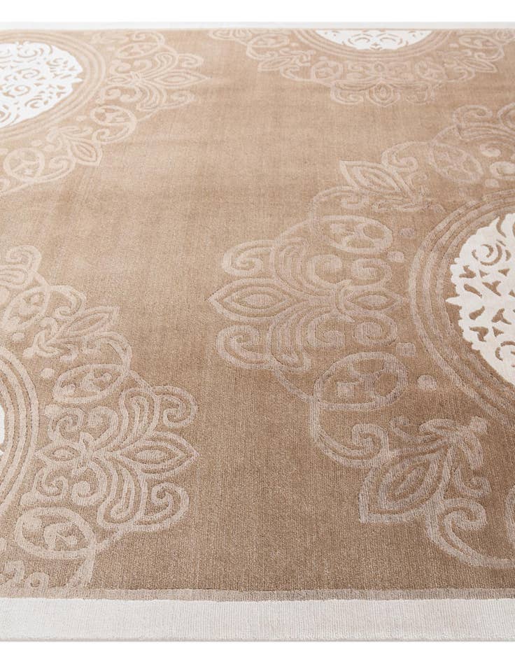 Detail image of  6' 9 x 10'  Hand Knotted Darya Wool Rug