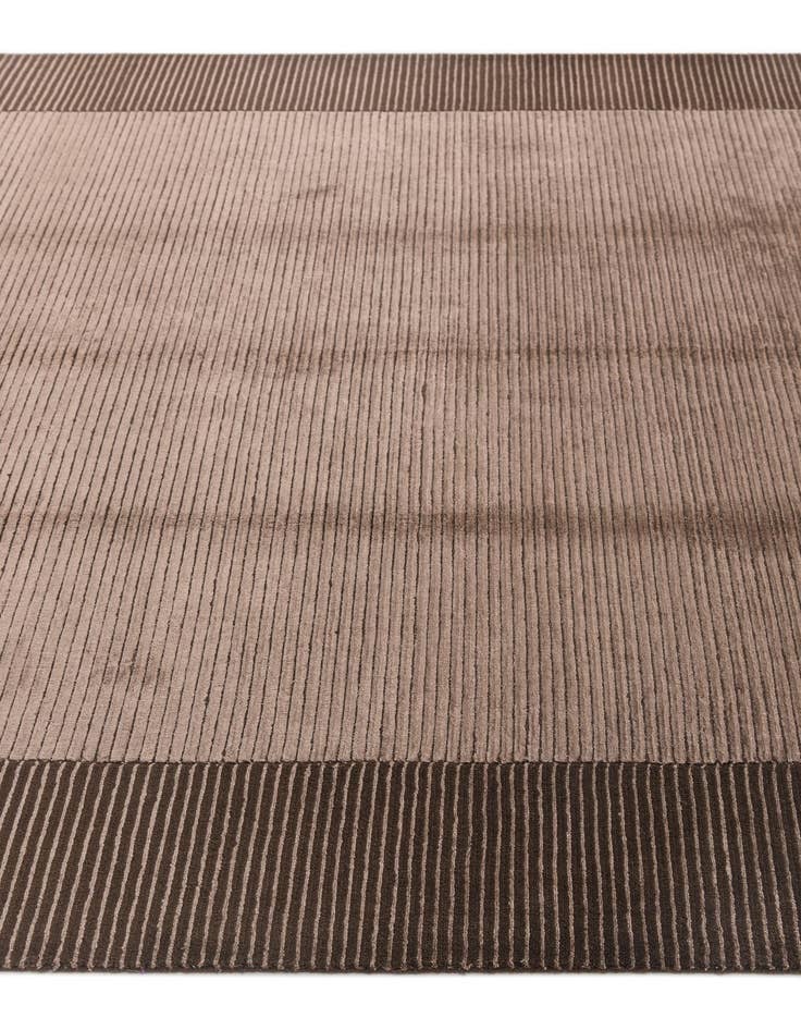 Detail image of  5' 8 x 7' 11  Hand Knotted Darya Wool Rug