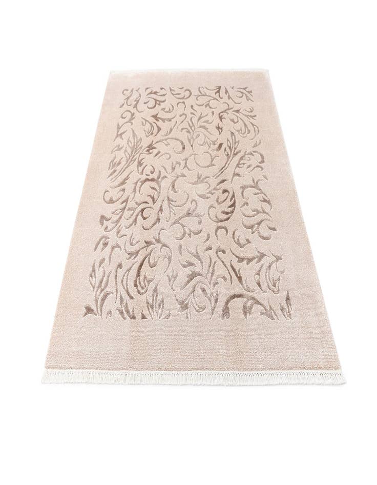 Detail image of  4' 11 x 6' 5 Darya Rug