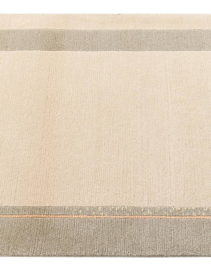 Detail image of  2' 9 x 12' 10 Darya Rug