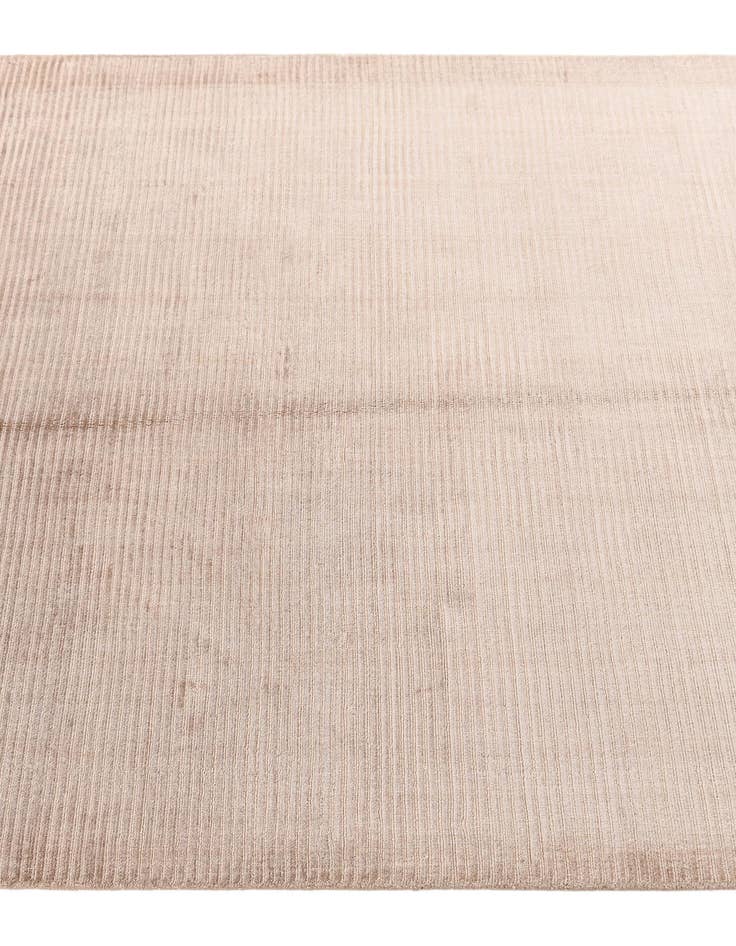 Detail image of  4' 2 x 6' Darya Rug