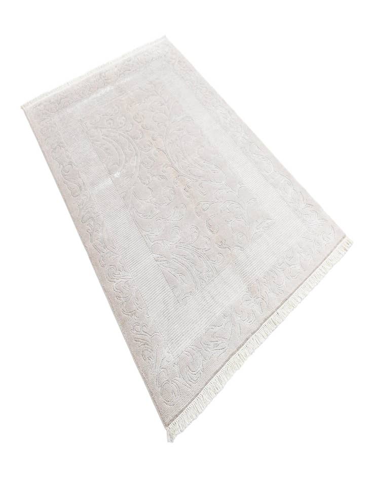 Detail image of  4' 5 x 6' 5 Darya Rug