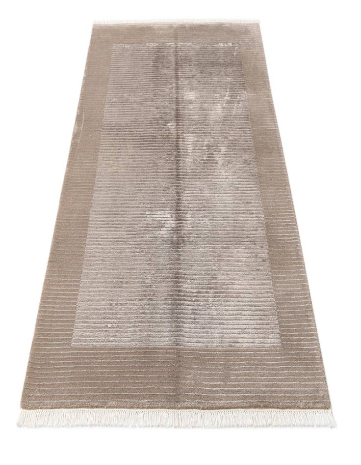 Detail image of  4' x 6' Darya Rug