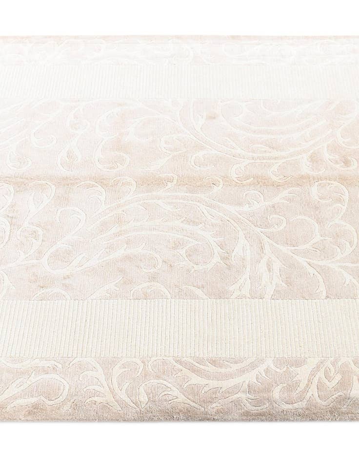 Detail image of  4' 4 x 6' 3 Darya Rug