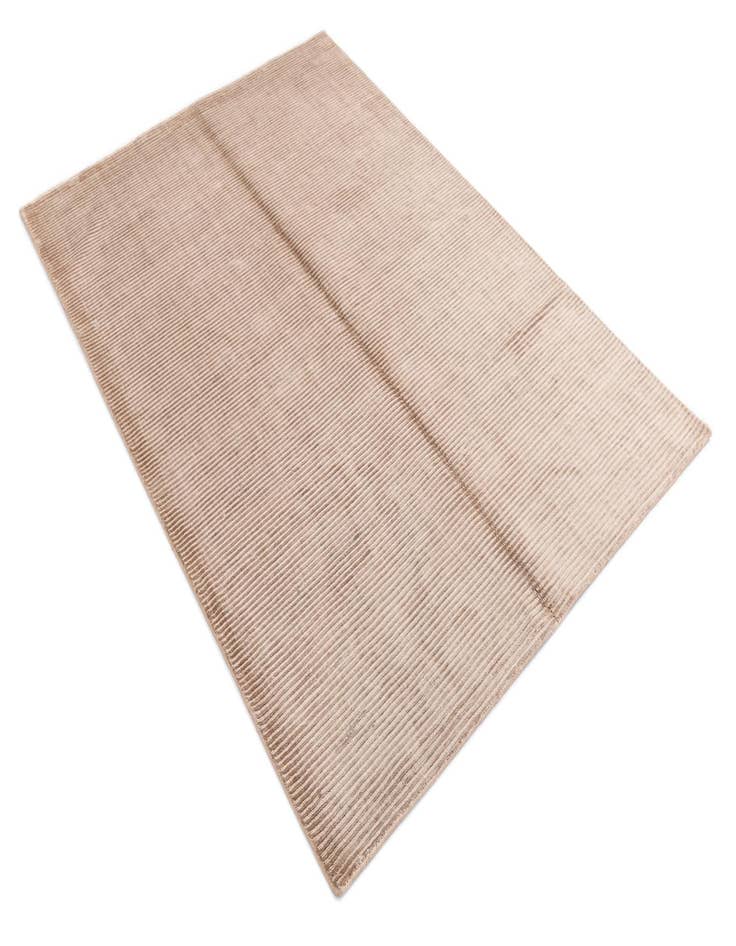 Detail image of  4' 1 x 5' 11 Darya Rug