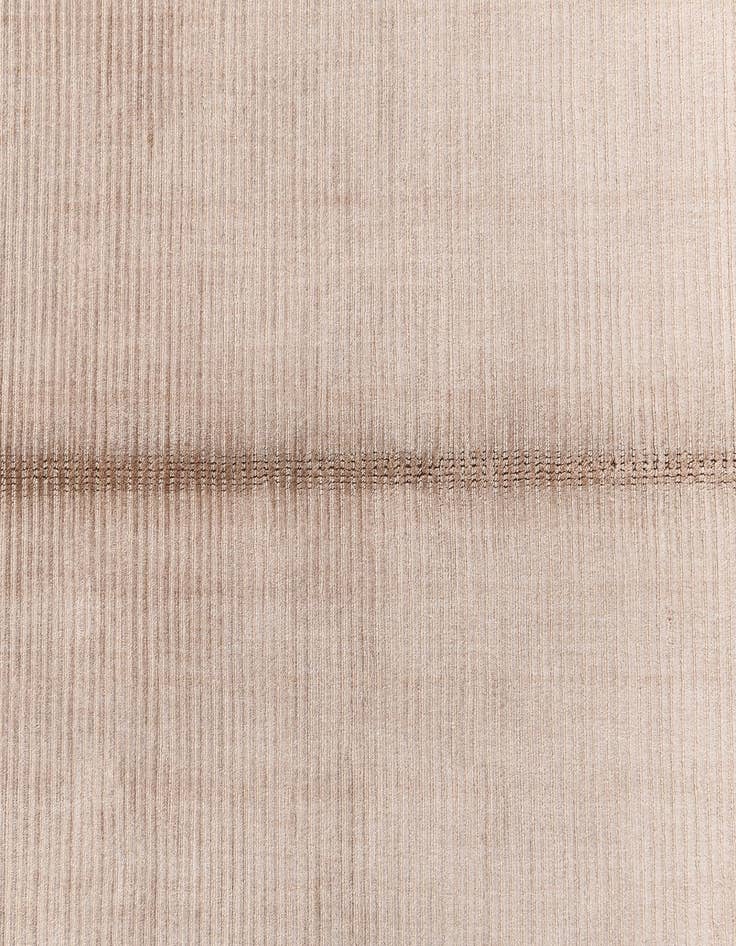 Detail image of  4' 1 x 5' 11 Darya Rug