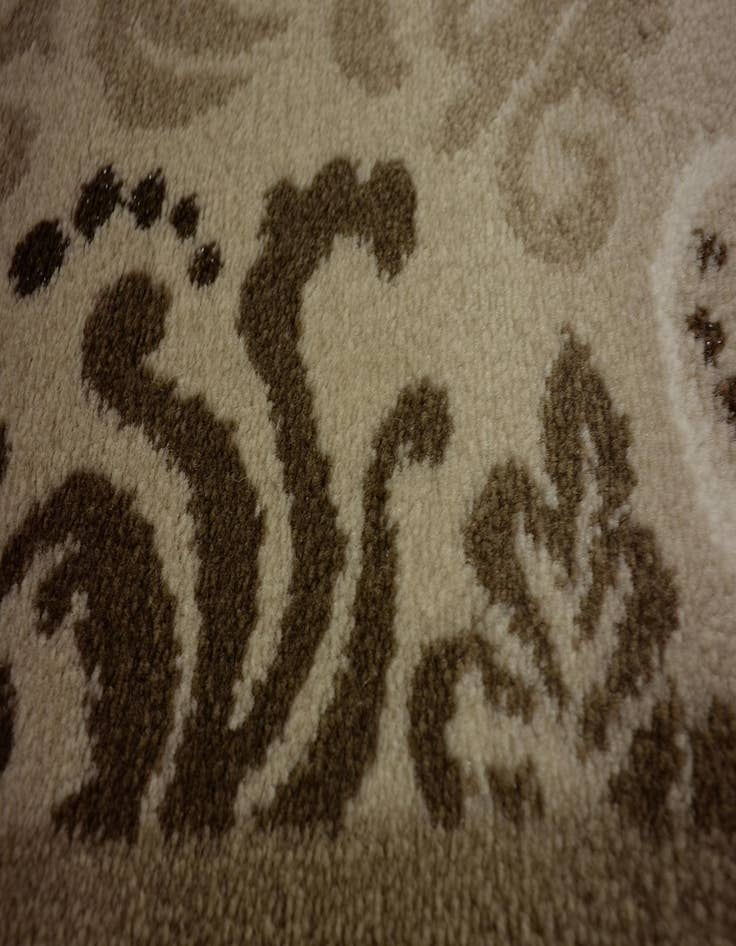 Detail image of  5' 3 x 7' 6 Diana Rug
