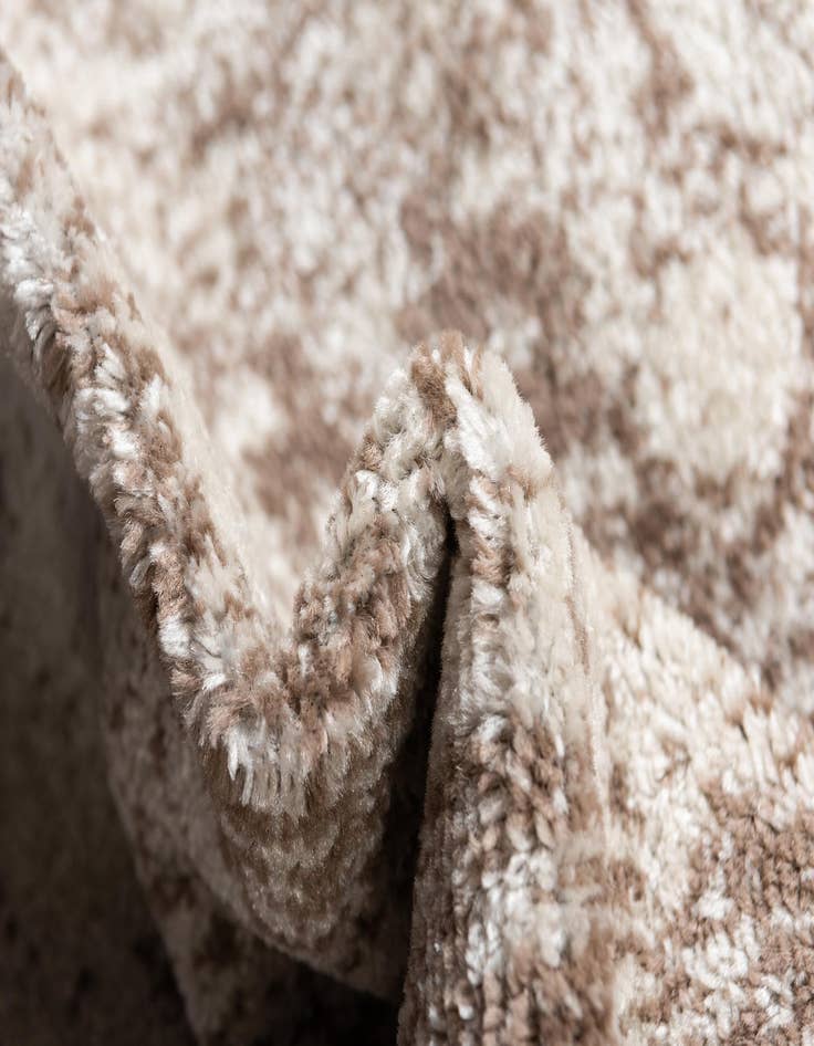 Detail image of  3' 3 x 5' 3 Dover Rug