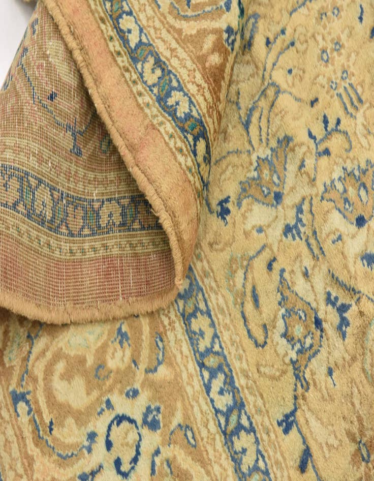 Detail image of  9' 8 x 12' 8  Hand Knotted Farahan Persian Wool Rug