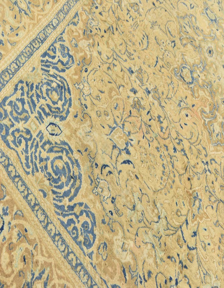 Detail image of  9' 8 x 12' 8  Hand Knotted Farahan Persian Wool Rug