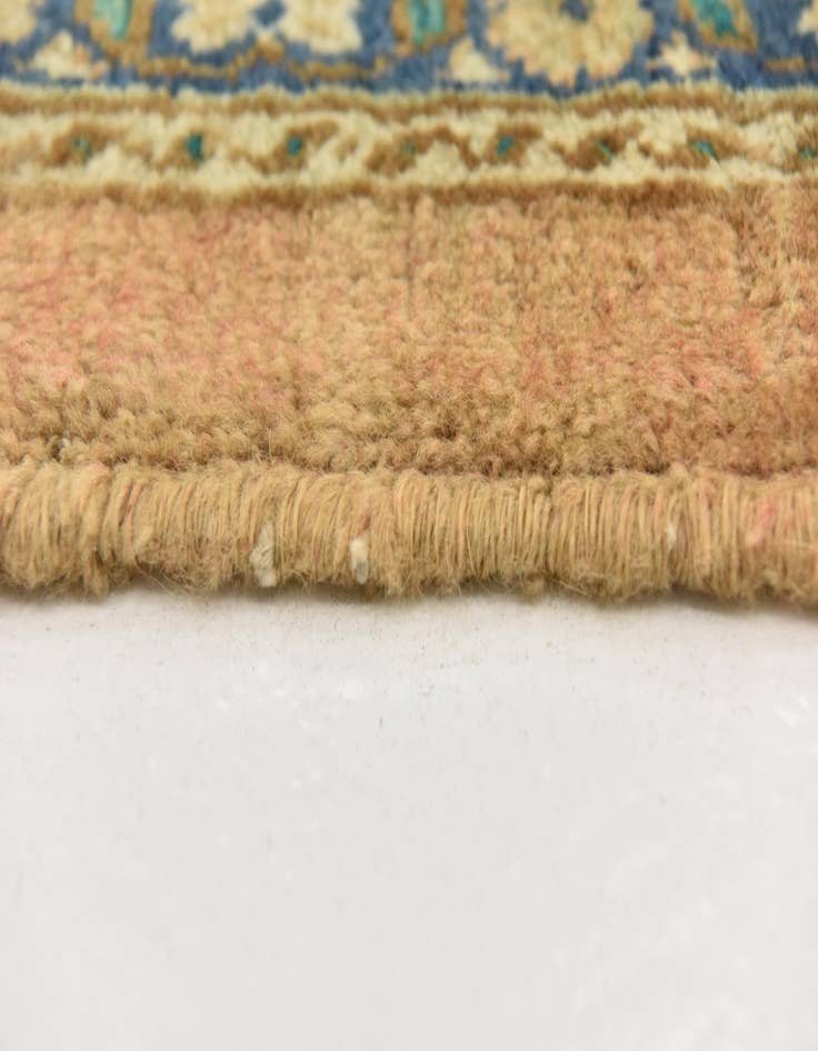 Detail image of  9' 8 x 12' 8  Hand Knotted Farahan Persian Wool Rug