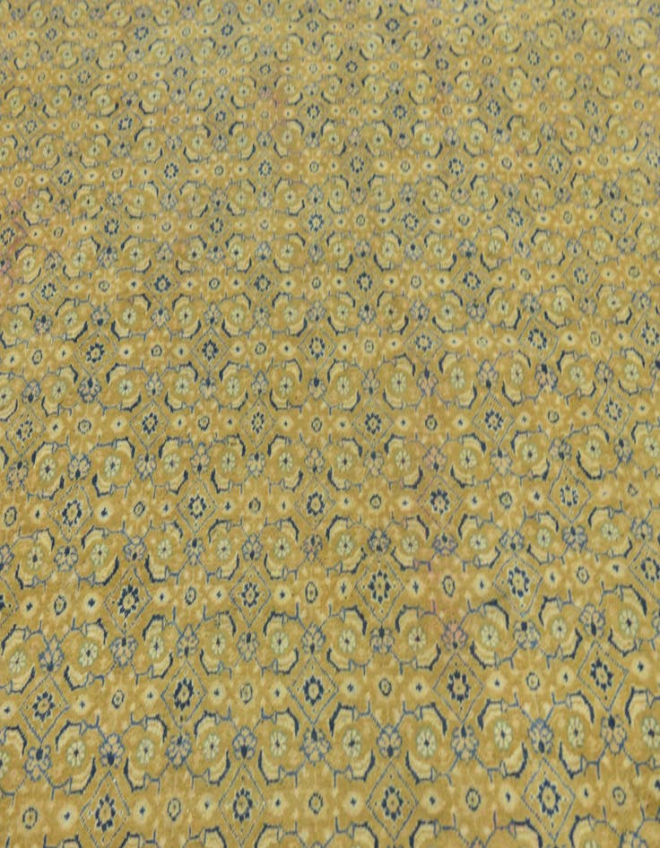 Detail image of  10' 5 x 13' 3  Hand Knotted Farahan Persian Wool Rug