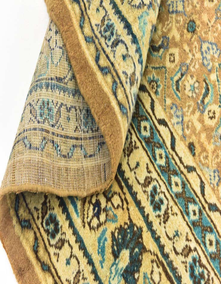 Detail image of  10' 4 x 13' 10  Hand Knotted Farahan Persian Wool Rug