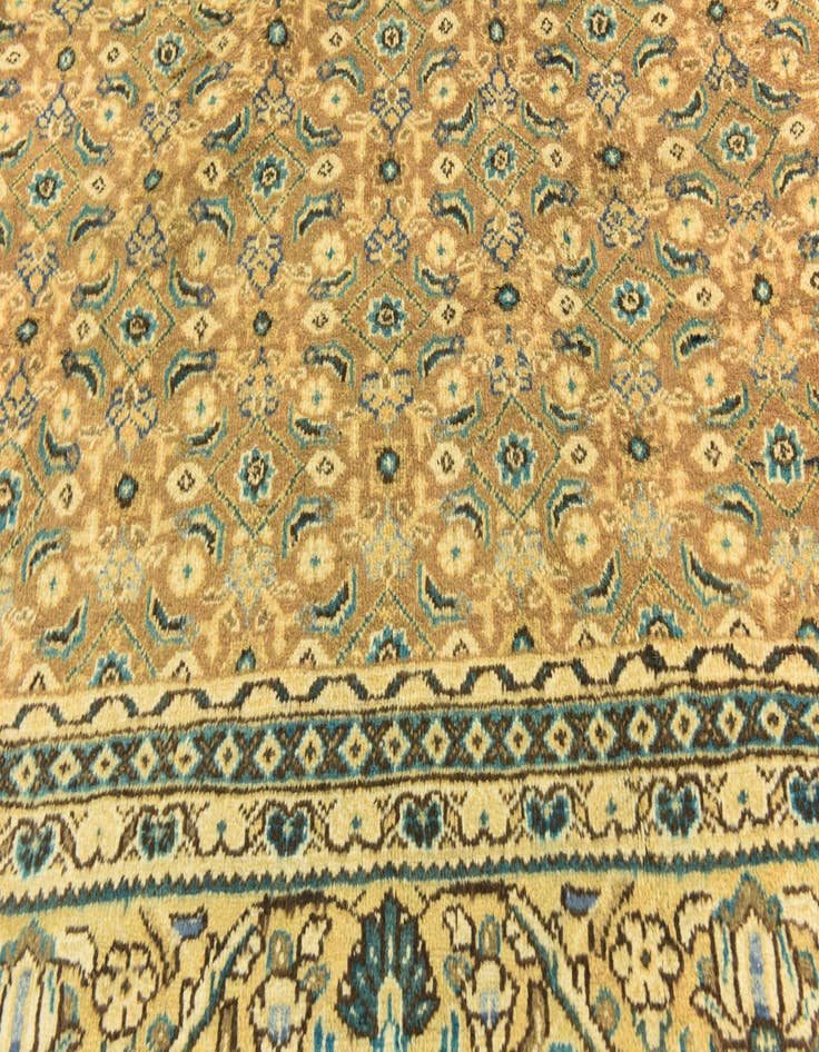 Detail image of  10' 4 x 13' 10  Hand Knotted Farahan Persian Wool Rug