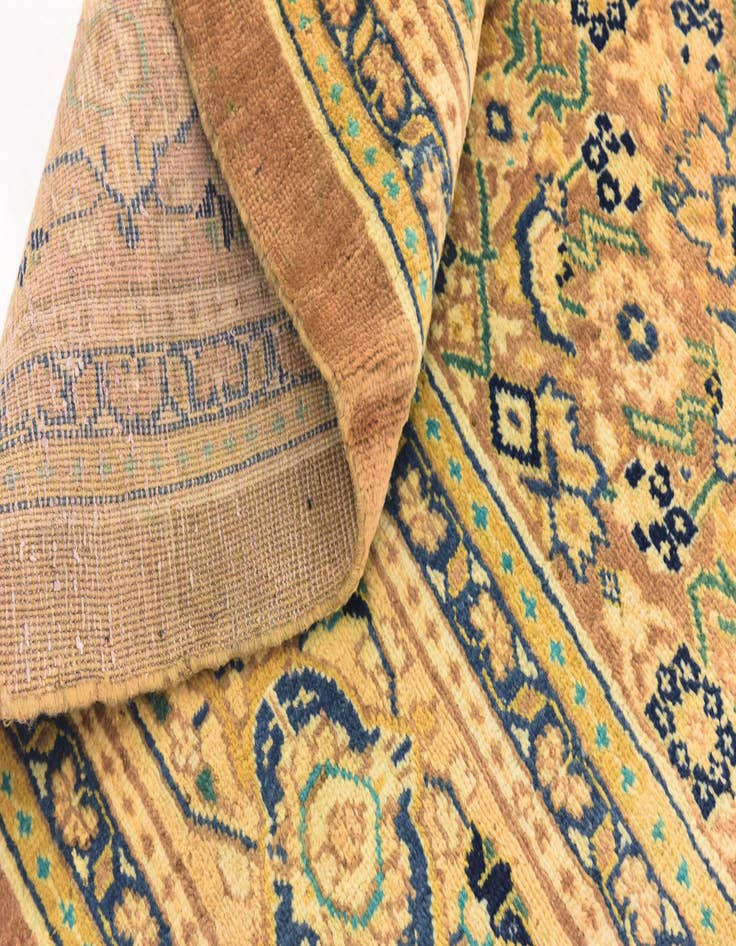 Detail image of  9' 9 x 13'  Hand Knotted Farahan Persian Wool Rug