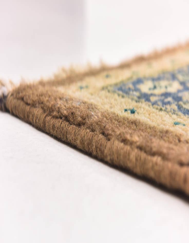 Detail image of  9' 8 x 13' 2  Hand Knotted Farahan Persian Wool Rug