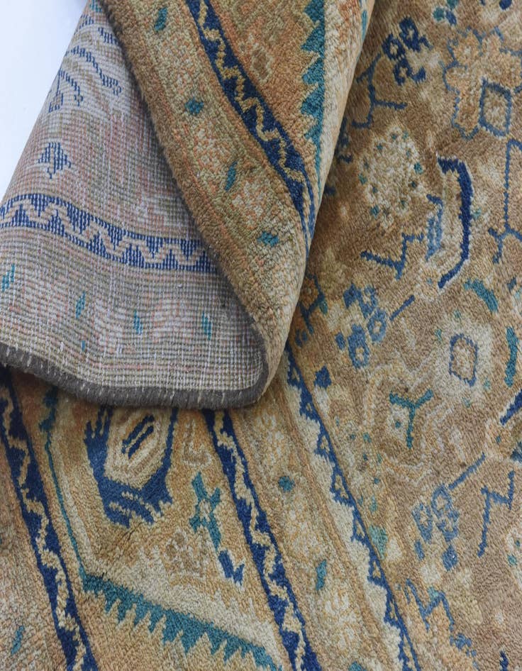 Detail image of  9' 3 x 12' 10  Hand Knotted Farahan Persian Wool Rug