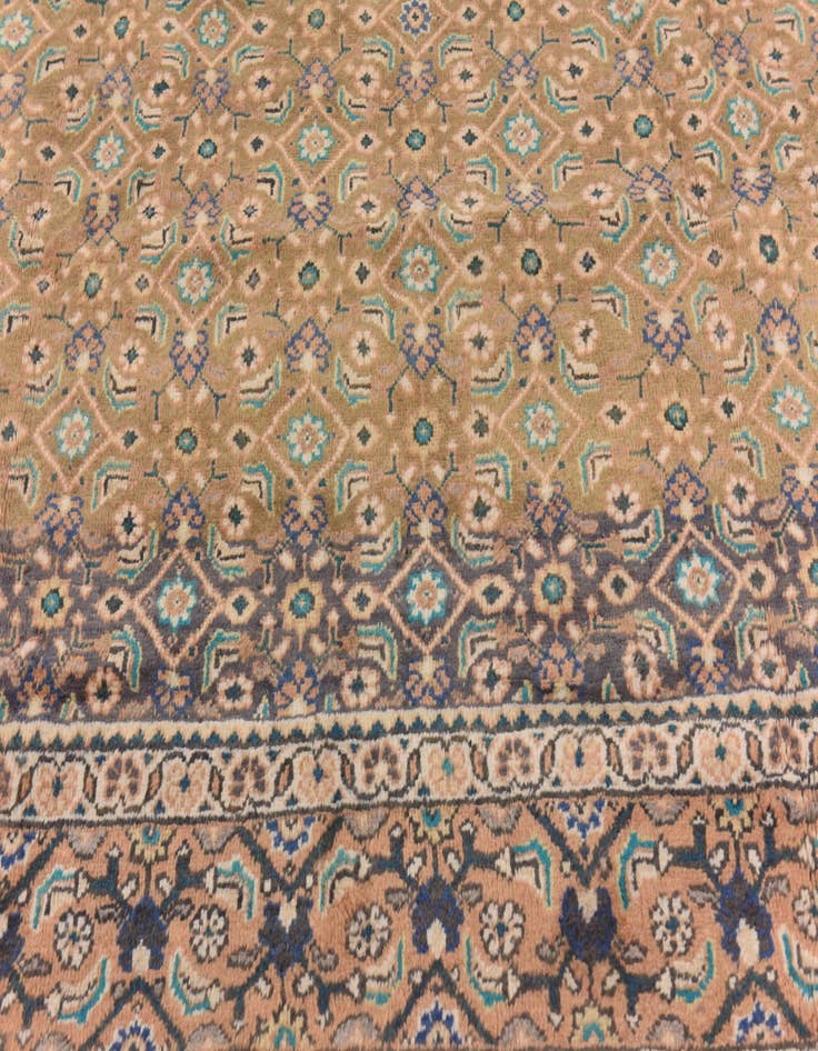 Detail image of  9' 6 x 12' 6  Hand Knotted Farahan Persian Wool Rug