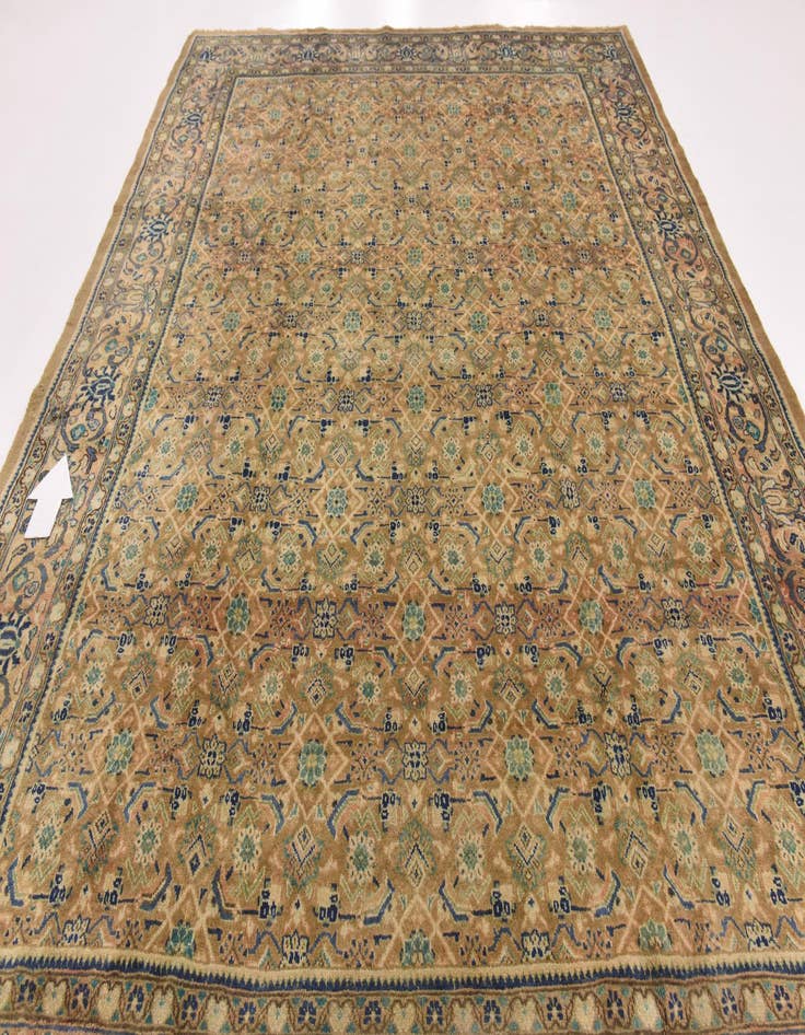 Detail image of  9' 8 x 13' 2  Hand Knotted Farahan Persian Wool Rug