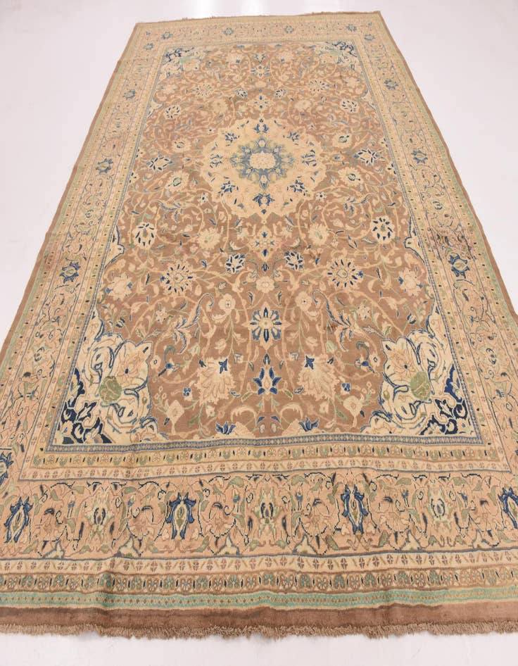 Detail image of  9' 9 x 12' 6  Hand Knotted Farahan Persian Wool Rug