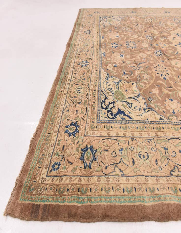 Detail image of  9' 9 x 12' 6  Hand Knotted Farahan Persian Wool Rug