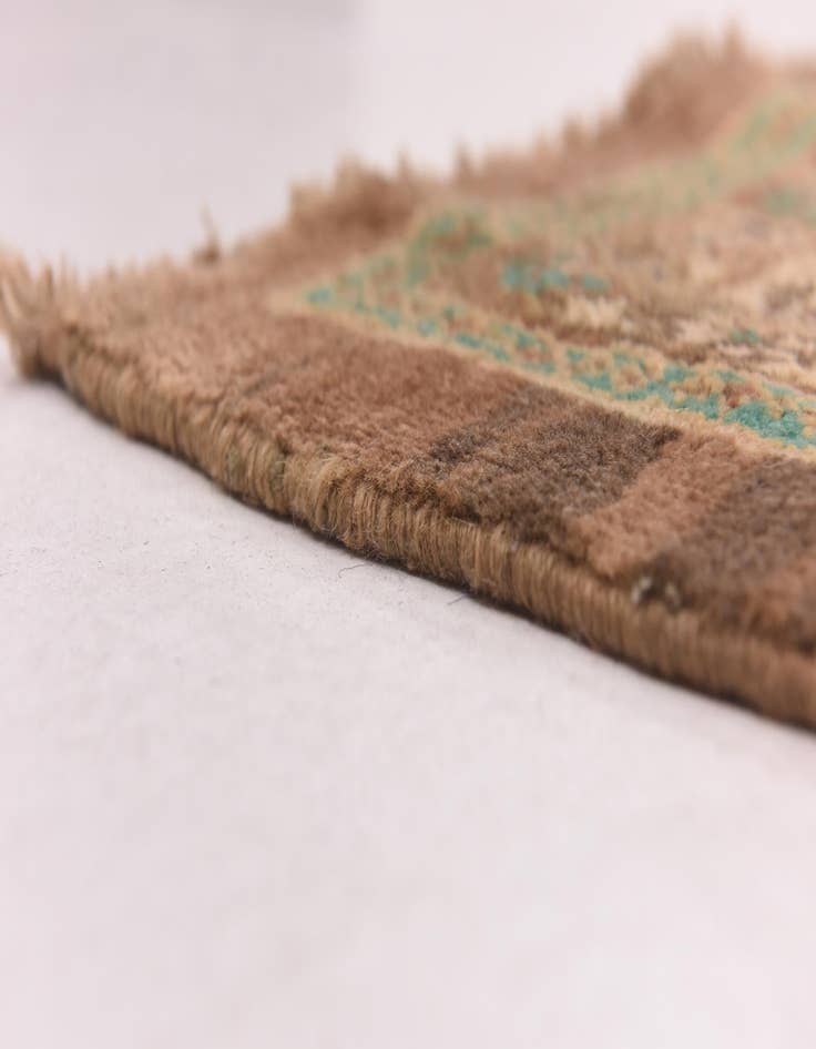 Detail image of  9' 9 x 12' 6  Hand Knotted Farahan Persian Wool Rug