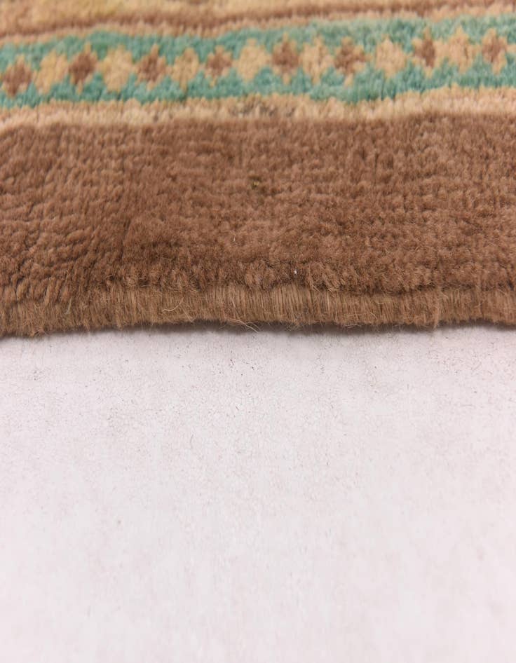 Detail image of  9' 9 x 12' 6  Hand Knotted Farahan Persian Wool Rug