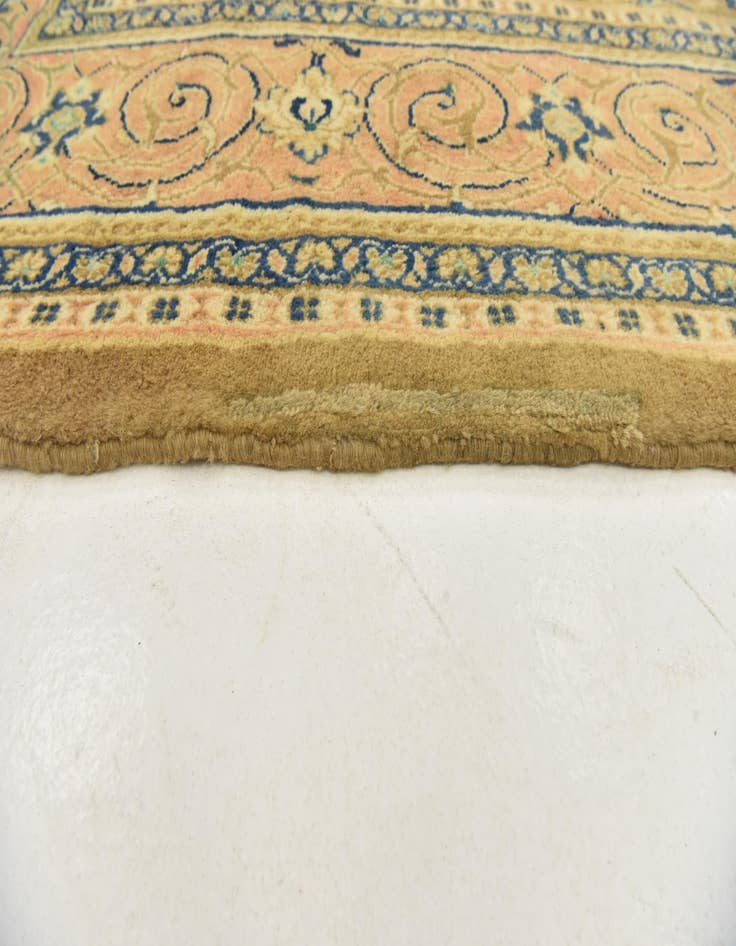 Detail image of  9' 9 x 12' 9  Hand Knotted Farahan Persian Wool Rug