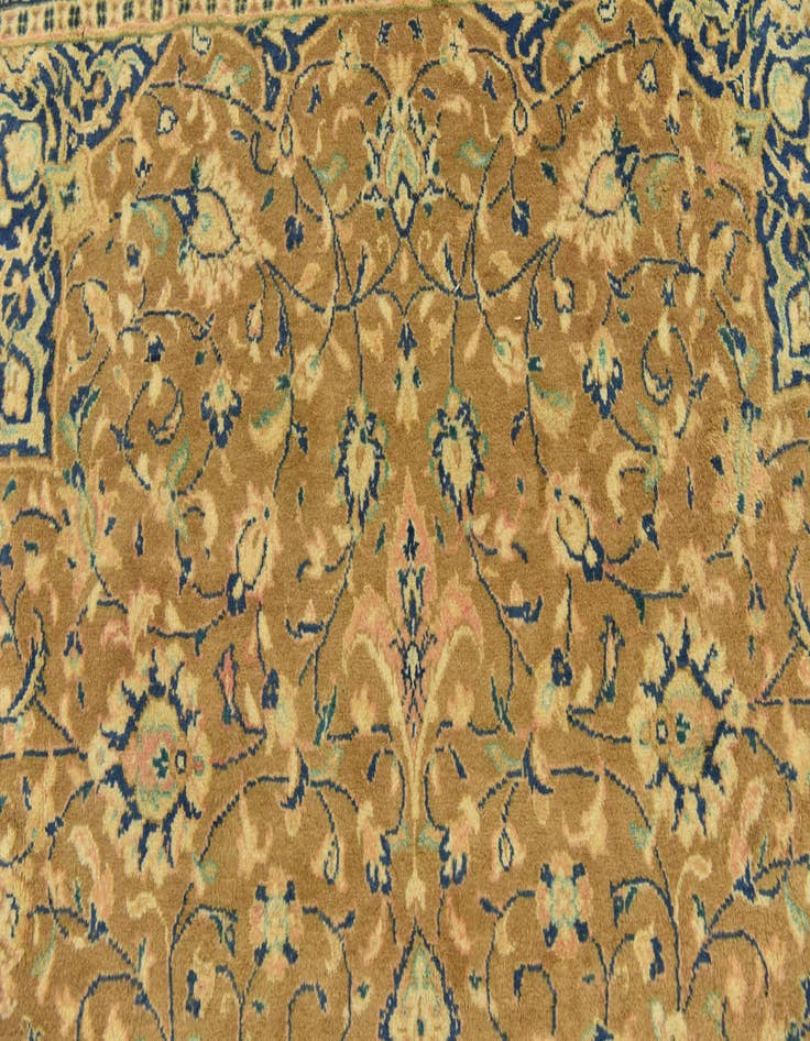 Detail image of  9' 9 x 12' 9  Hand Knotted Farahan Persian Wool Rug