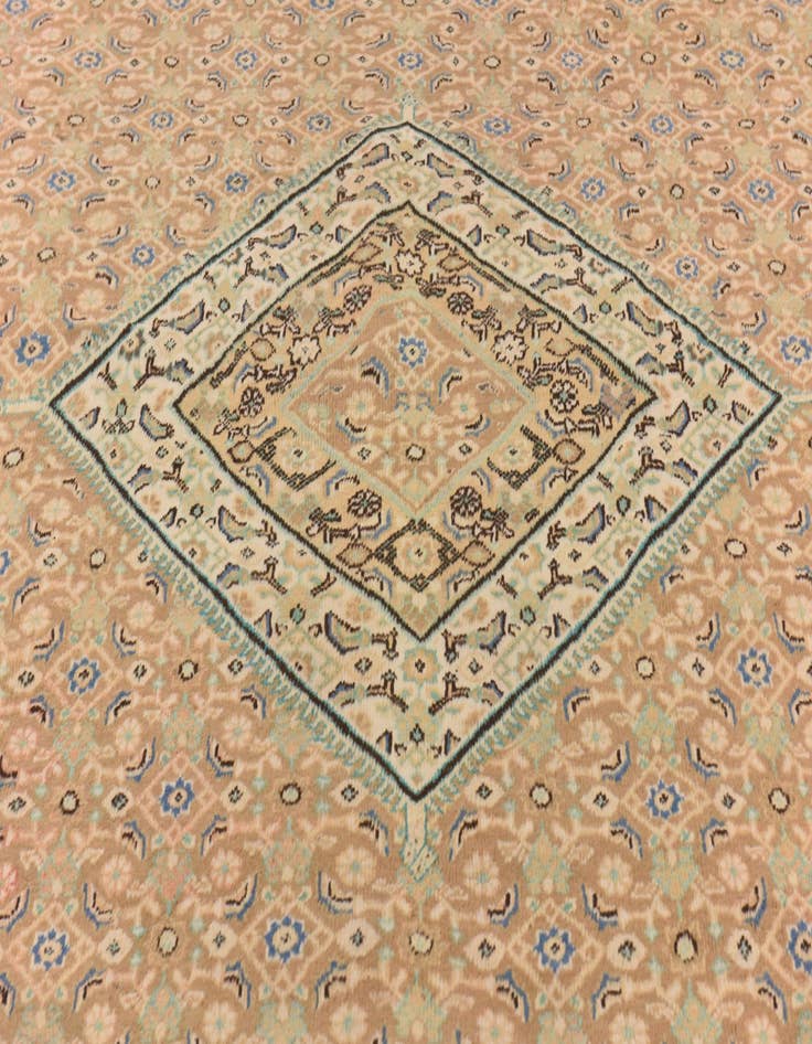 Detail image of  9' 10 x 13' 2  Hand Knotted Farahan Persian Wool Rug