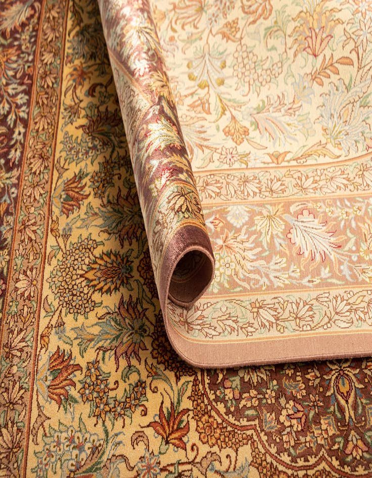 Detail image of  3' 3 x 5' 1 Ghom Silk Rug