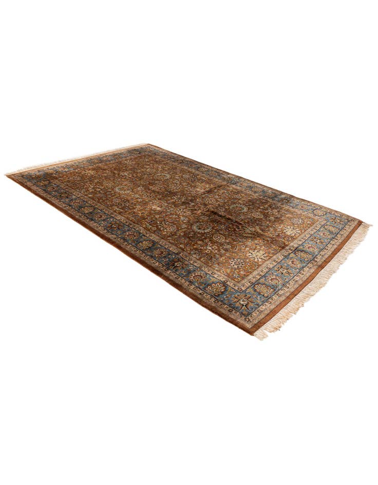 Detail image of  5' 1 x 7' 7  Hand Knotted Isfahan Oriental Wool Rug