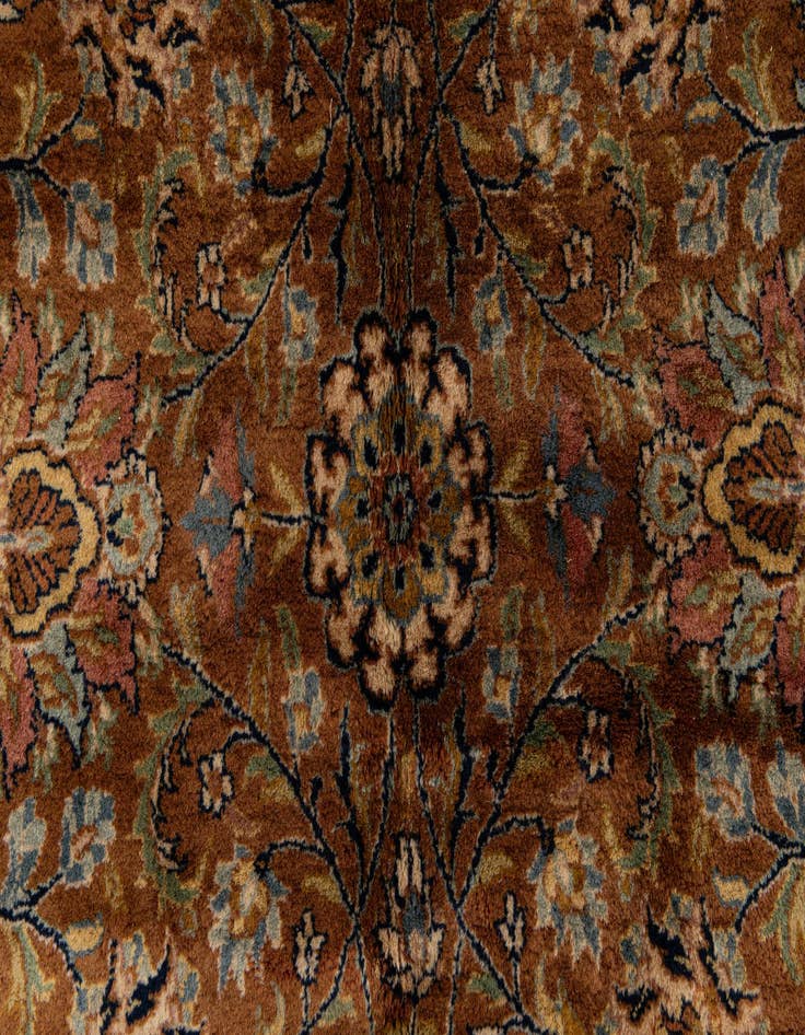 Detail image of  5' 1 x 7' 7  Hand Knotted Isfahan Oriental Wool Rug