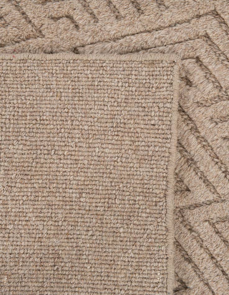 Detail image of 4' x 5' 10 Hand Woven Jill Zarin English Manor Wool Rug