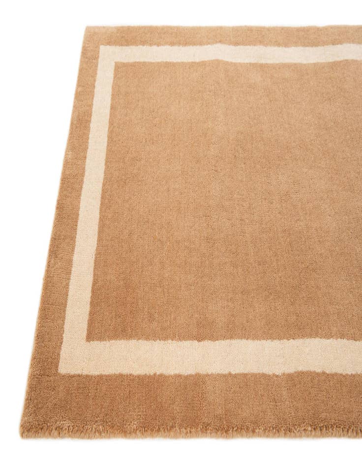 Detail image of  2' x 3'  Hand Woven Jill Zarin English Manor Wool Rug
