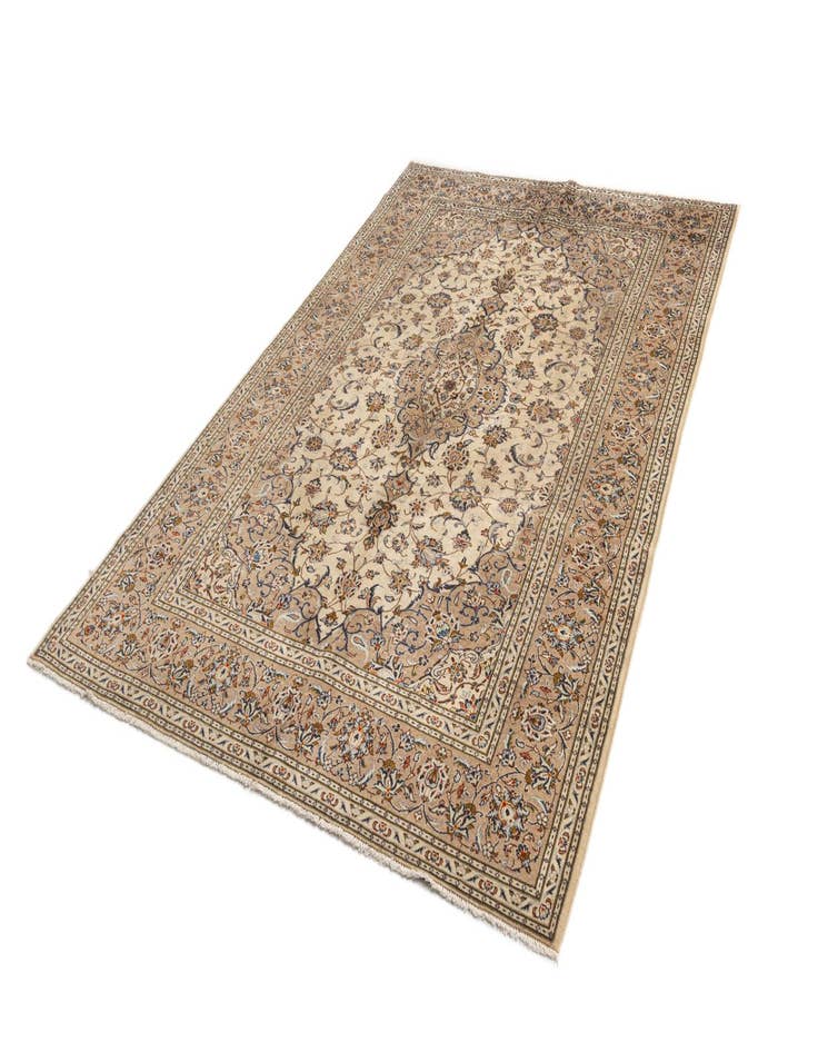 Detail image of  6' 6 x 9' 9 Kashan Wool Rug