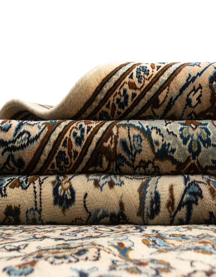 Detail image of  6' 5 x 9' 10 Kashan Wool Rug