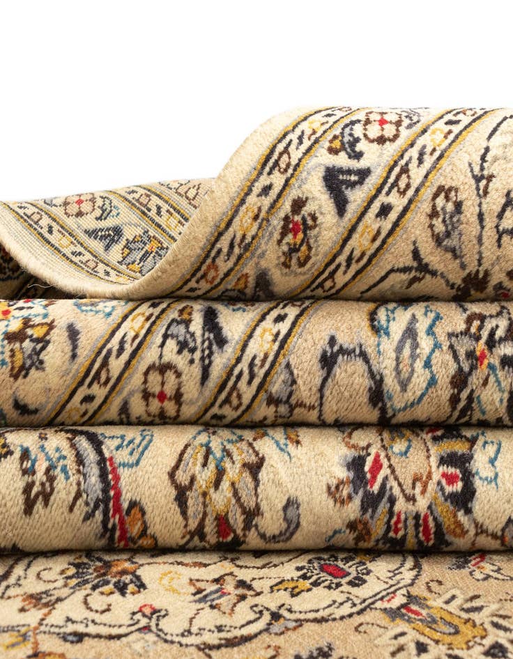 Detail image of  7' 9 x 11' 2 Kashan Wool Rug