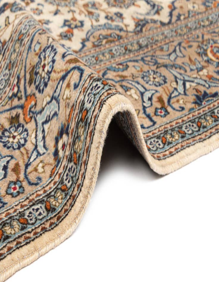 Detail image of  6' 7 x 9' 10 Kashan Wool Rug